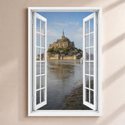 Trompe-l'œil sur le Mont-Saint-Michel : l'abbaye sur son rocher au milieu de la baie, par une fenêtre blanche à petits carreaux ouverte, sur toile canvas tendue ou plexiglas, livré chez vous (exemple)