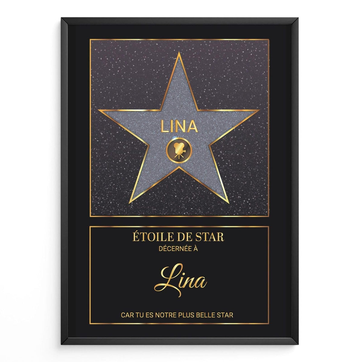 Étoile de star personnalisée façon Walk of Fame : étoile grise pailletée sur fond noir étoilé en cadre noir, prénom dans l'étoile et en écriture, pictogramme et message, livrée chez vous (exemple)