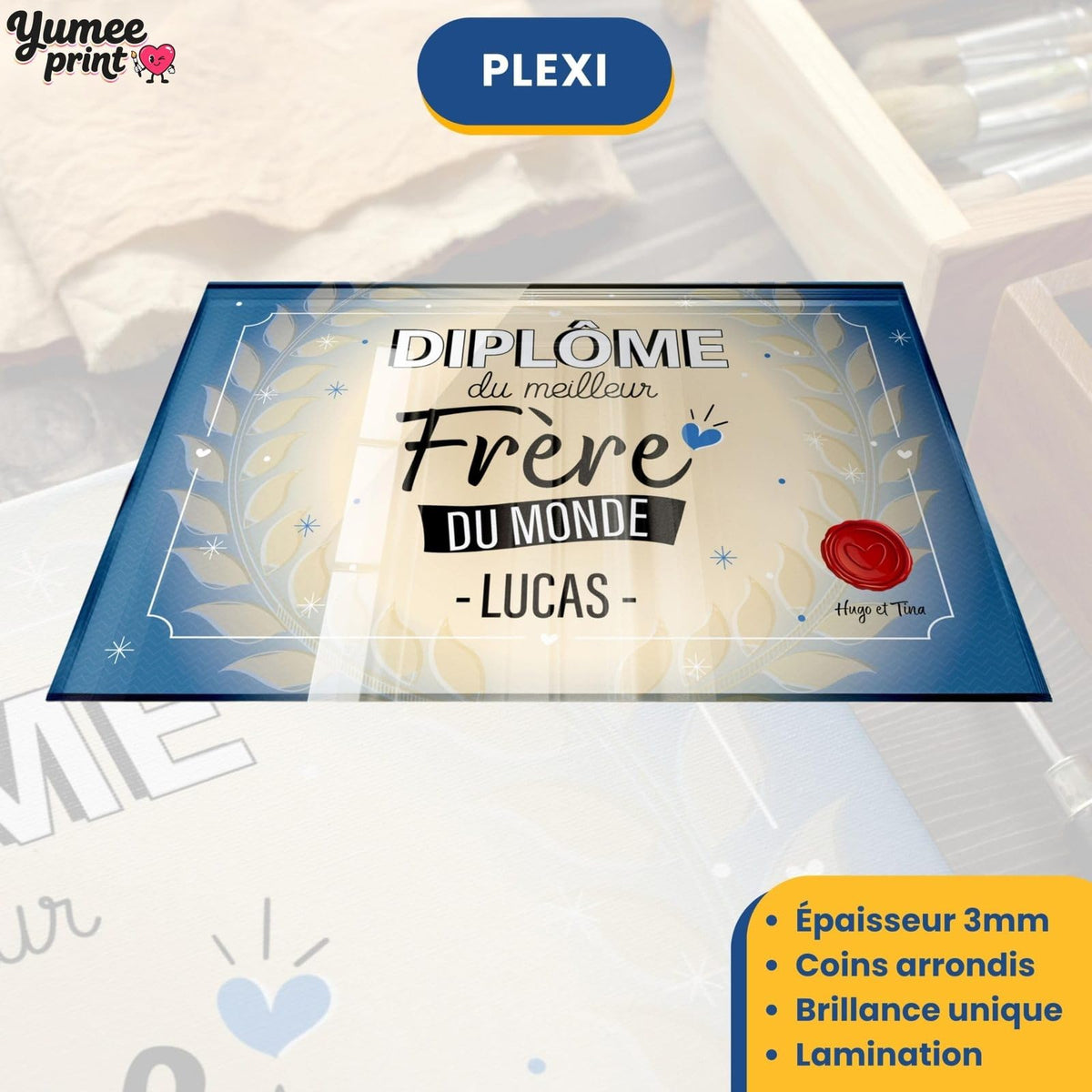 Diplôme « du meilleur frère du monde » sur plexiglas de 3 mm aux coins arrondis, finition brillante, avec son prénom et votre signature, livré chez vous (exemple)