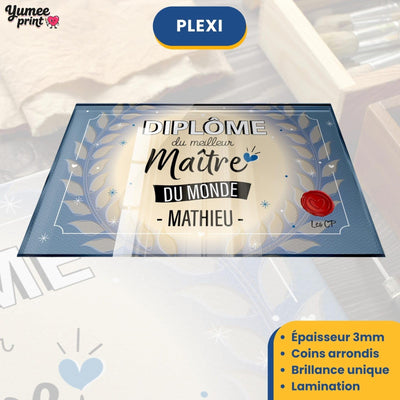 Diplôme « du meilleur maître du monde » sur plexiglas de 3 mm aux coins arrondis, finition brillante, avec son prénom et votre signature, livré chez vous (exemple)