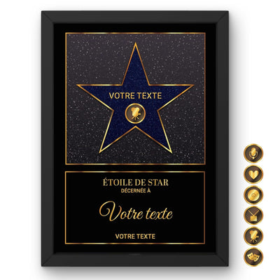 Étoile de star personnalisée façon Walk of Fame : étoile bleue pailletée sur fond noir en cadre noir, prénom, pictogramme parmi six et message au choix, imprimée et livrée chez vous (exemple)