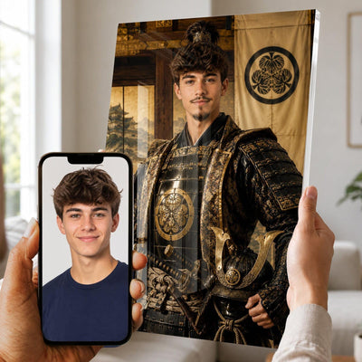 Portrait d'apparat en samouraï sur plexiglas brillant : bannière et château japonais en fond, votre visage gardé d'après votre photo, imprimé puis livré chez vous (exemple)