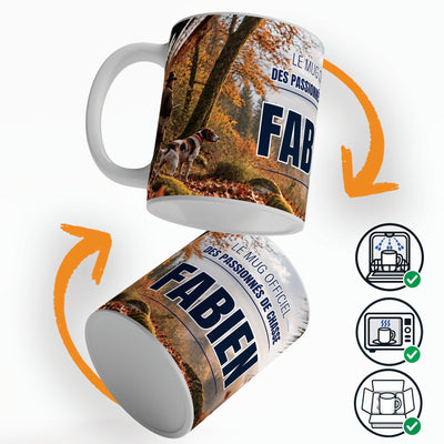 Mug chasse personnalisé qui tourne sur lui-même, avec trois pictogrammes : lave-vaisselle, micro-ondes et mug calé dans son emballage pour la livraison chez vous (exemple)