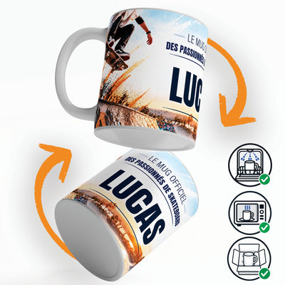 Mug skateboard vu sous deux angles, prénom et texte au choix ; compatible lave-vaisselle et micro-ondes, expédié calé dans une boîte en carton jusque chez vous (exemple)