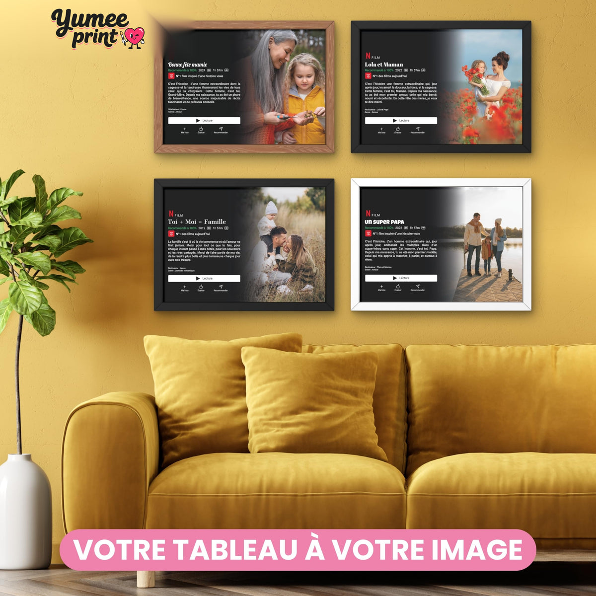 Quatre affiches façon écran de streaming en cadre noir, blanc et bois : chaque photo devient un film à son titre, avec votre texte et votre genre, livrées chez vous (exemple)