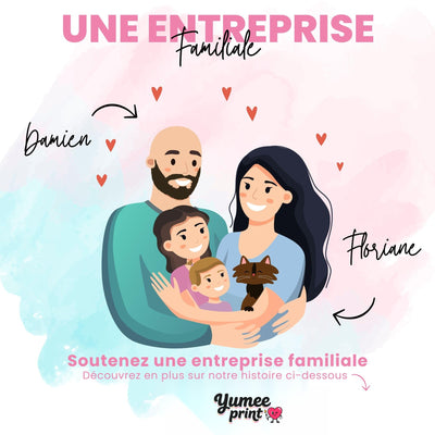 Une entreprise familiale : les deux fondateurs illustrés avec leurs enfants et leur chat, entourés de cœurs, sous le message « Soutenez une entreprise familiale »